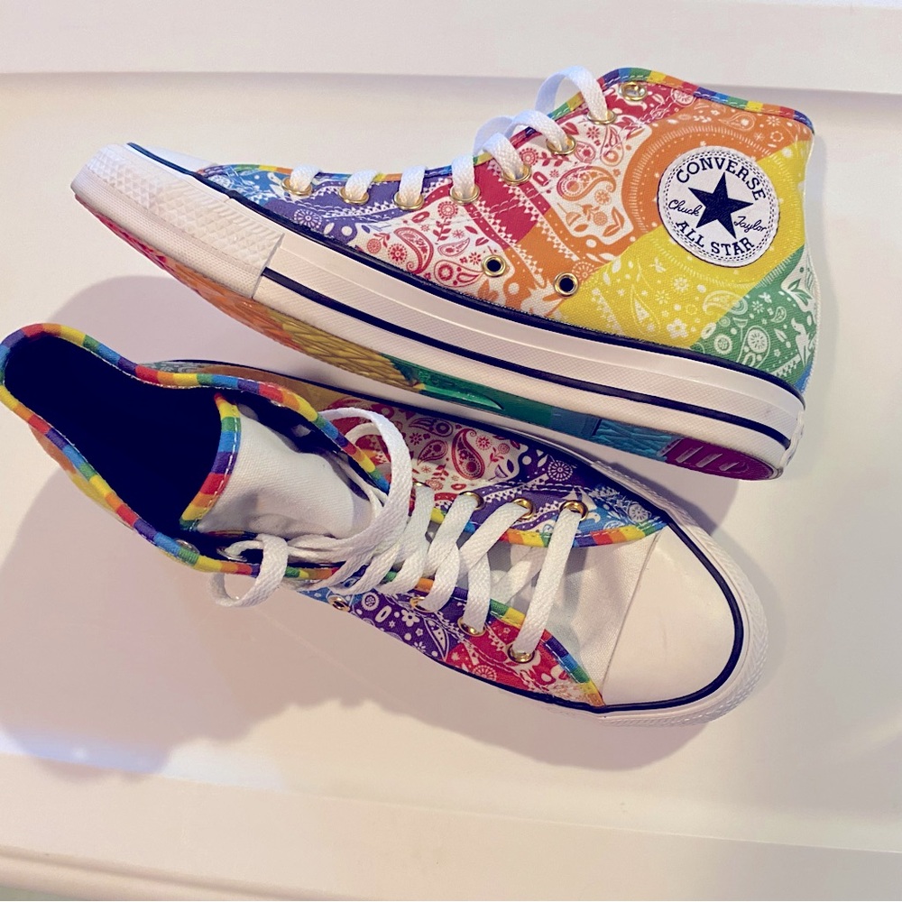 Pride Converse high tops women’s size 10 men’s size 8